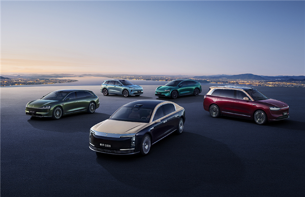 8.1万创新高 鸿蒙智行11月各车型交付出炉:最贵尊界S800不是倒一(图1) 8.1万创新高 鸿蒙智行11月各车型交付出炉:最贵尊界S800不是倒一(图1)