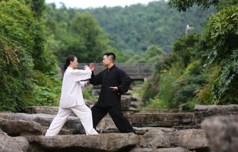 传承道门八段锦精华 东望文化云澈行耕不辍(图1)